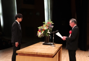 令和元年度入学式での三扇賞表彰式